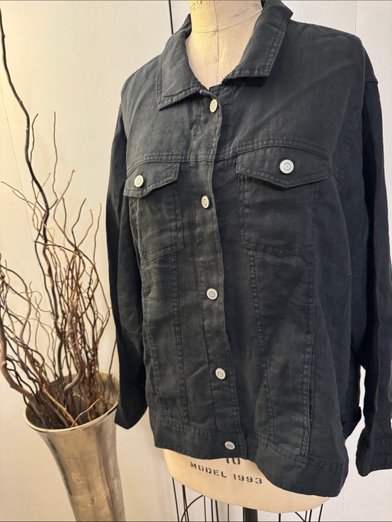 Jones New York Jackets & Blazers - Jones New York Black Utility Button-Front Jacket